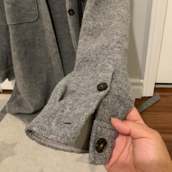 Frank and Oak long over shirt medium - Picture 4 of 4